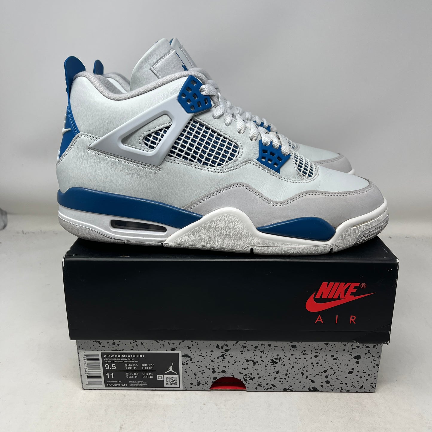 Jordan 4 Retro Military Blue (2024) Used