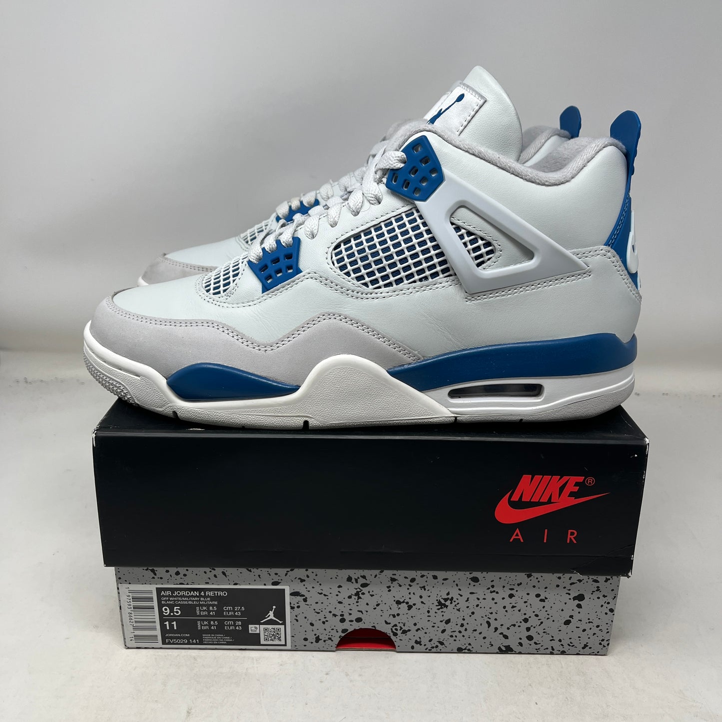 Jordan 4 Retro Military Blue (2024) Used