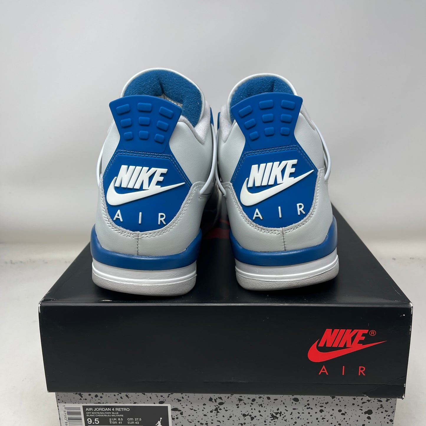Jordan 4 Retro Military Blue (2024) Used