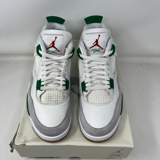 Jordan 4 Retro SB Pine Green Used