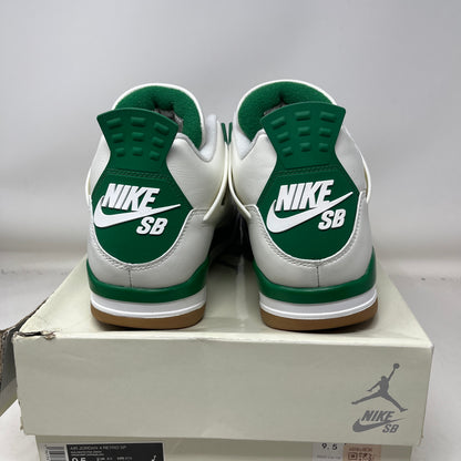 Jordan 4 Retro SB Pine Green Used