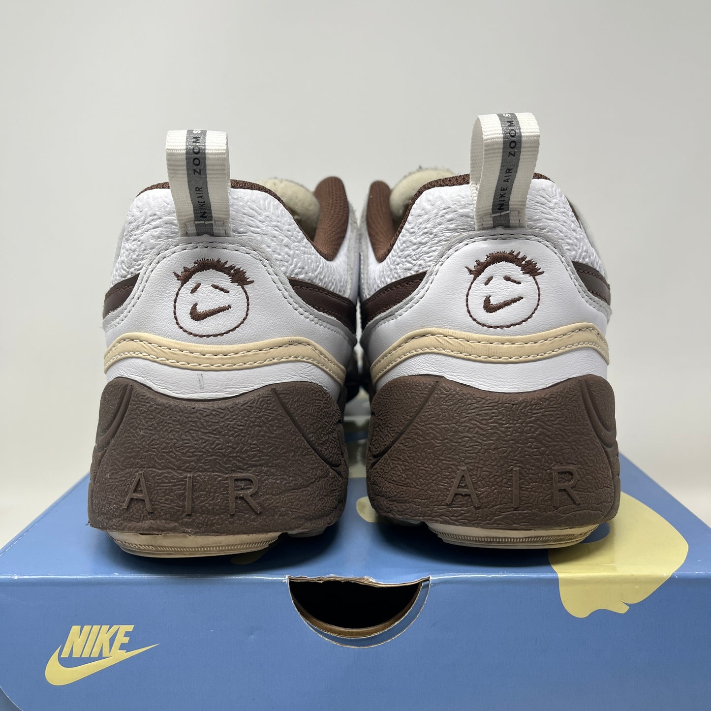 Nike Zoom Field Jaxx Travis Scott Light Chocolate Used