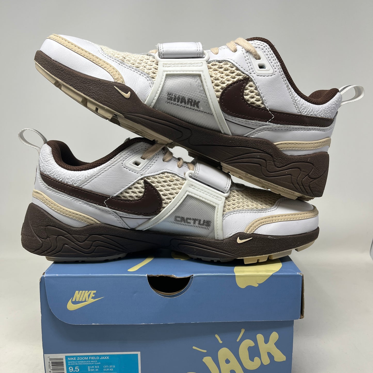 Nike Zoom Field Jaxx Travis Scott Light Chocolate Used