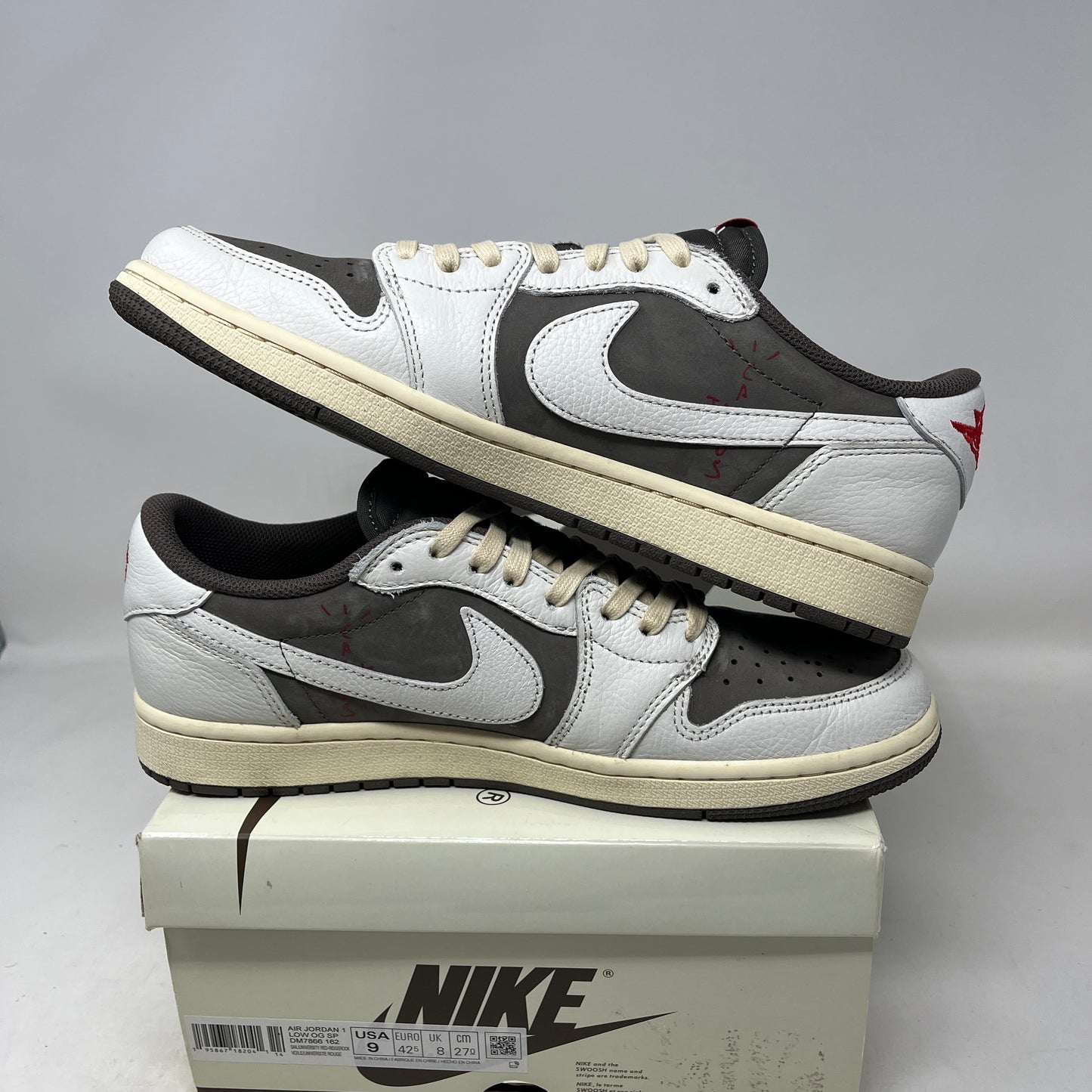 Jordan 1 Retro Low OG SP Travis Scott Reverse Mocha Used