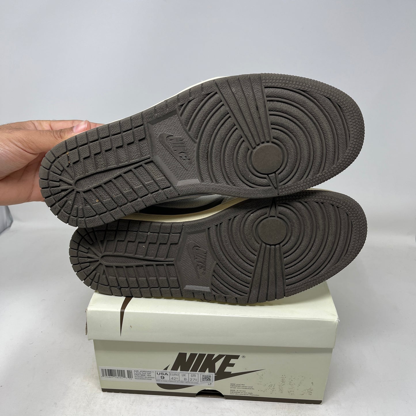 Jordan 1 Retro Low OG SP Travis Scott Reverse Mocha Used
