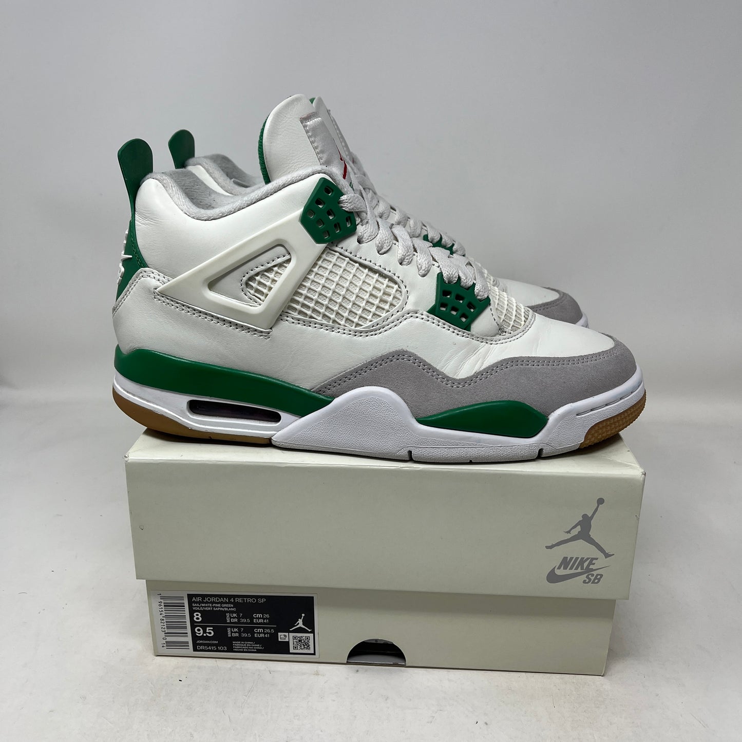 Jordan 4 Retro SB Pine Green Used