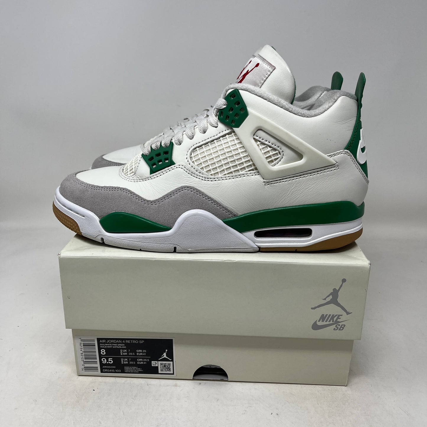 Jordan 4 Retro SB Pine Green Used