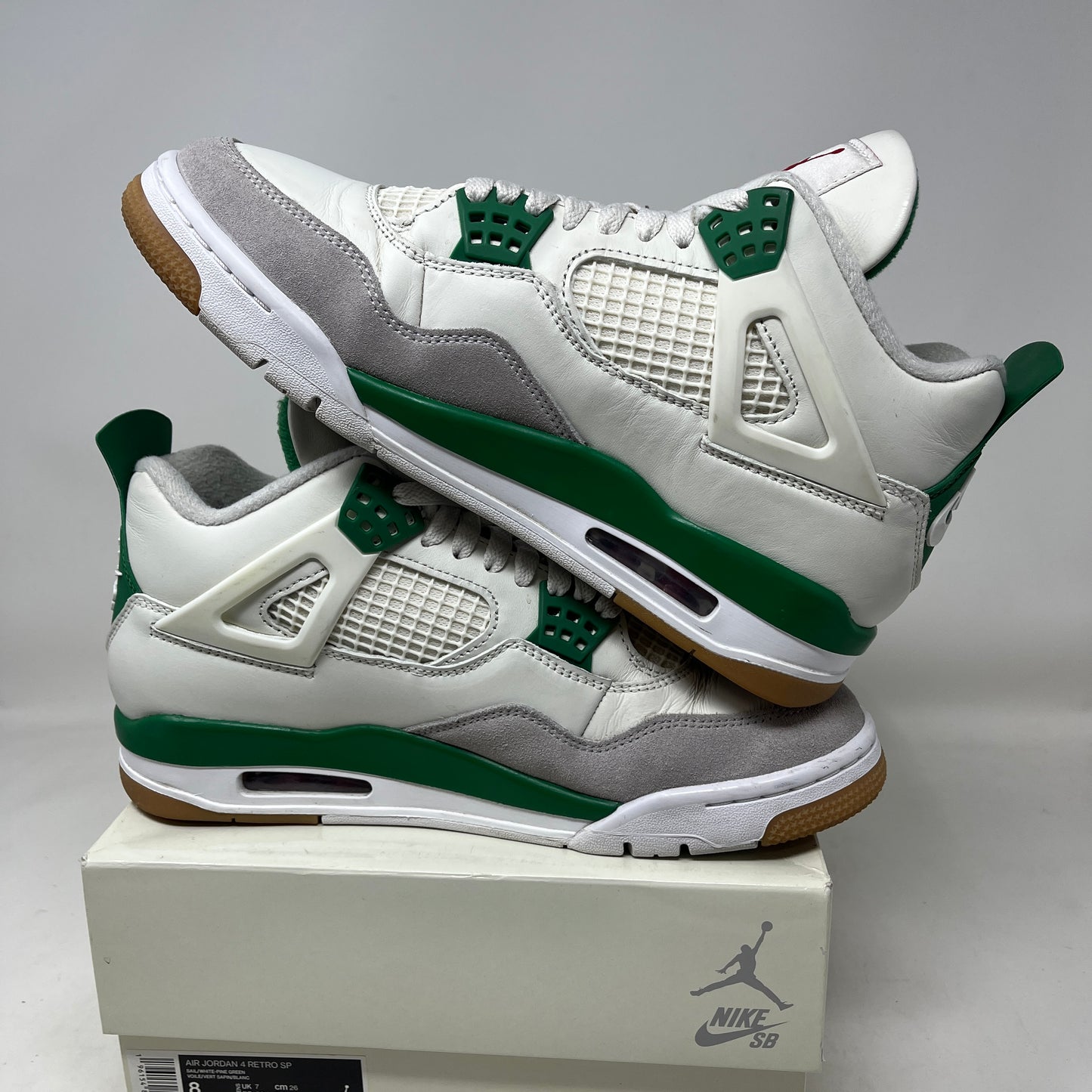 Jordan 4 Retro SB Pine Green Used