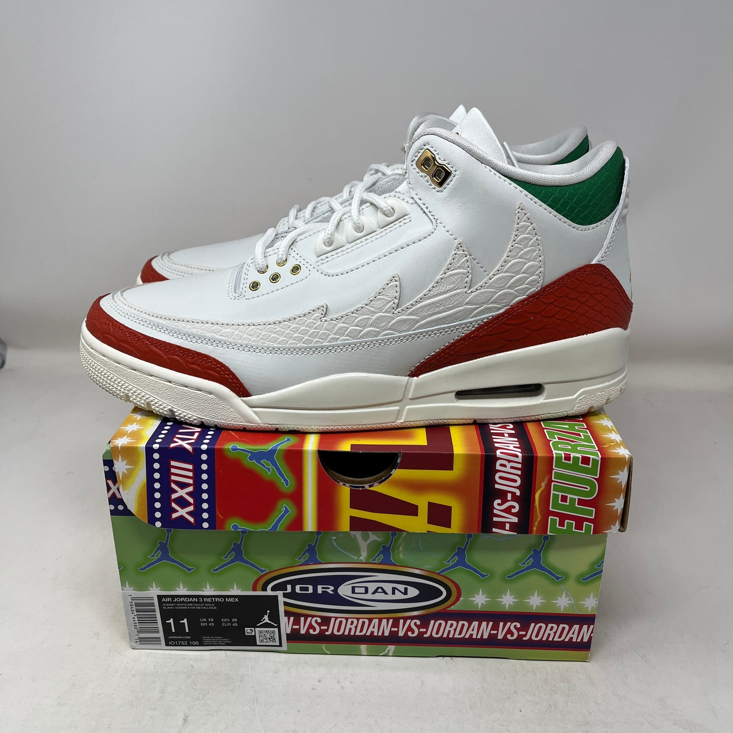 Jordan 3 Retro El Vuelo Summit White Used