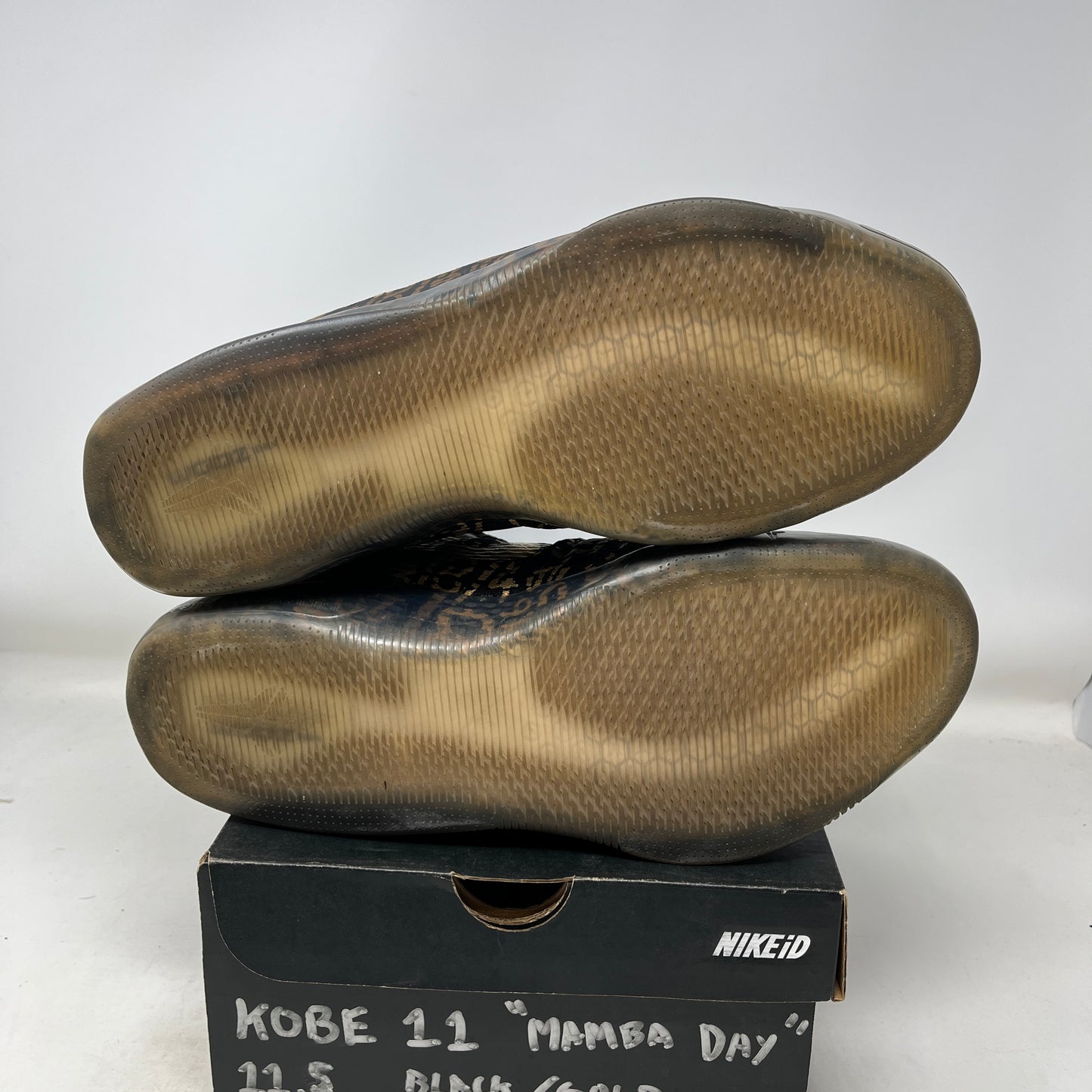 Nike Kobe 11 Protro Mamba Day Used