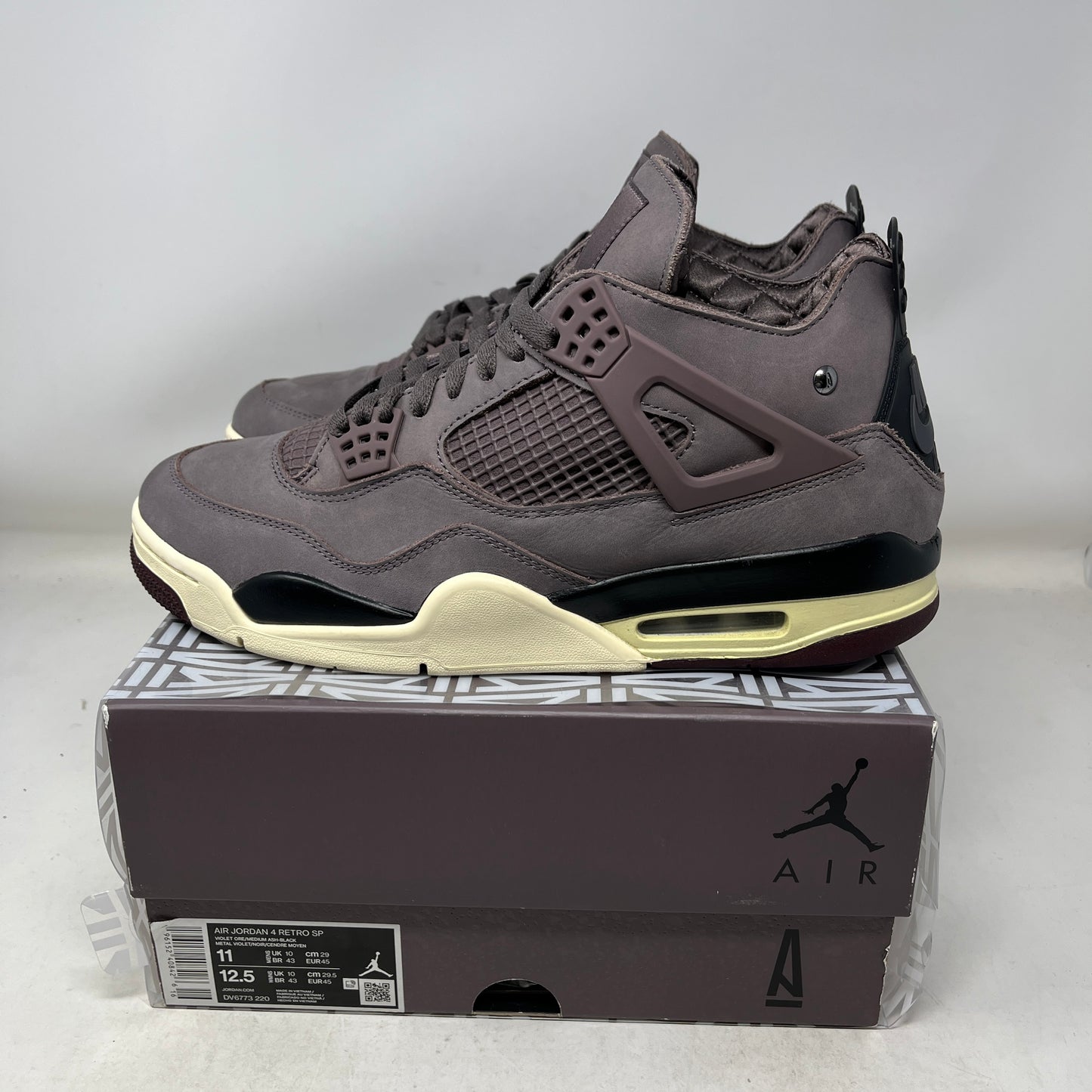 Jordan 4 Retro SP A Ma Maniére Violet Ore Used