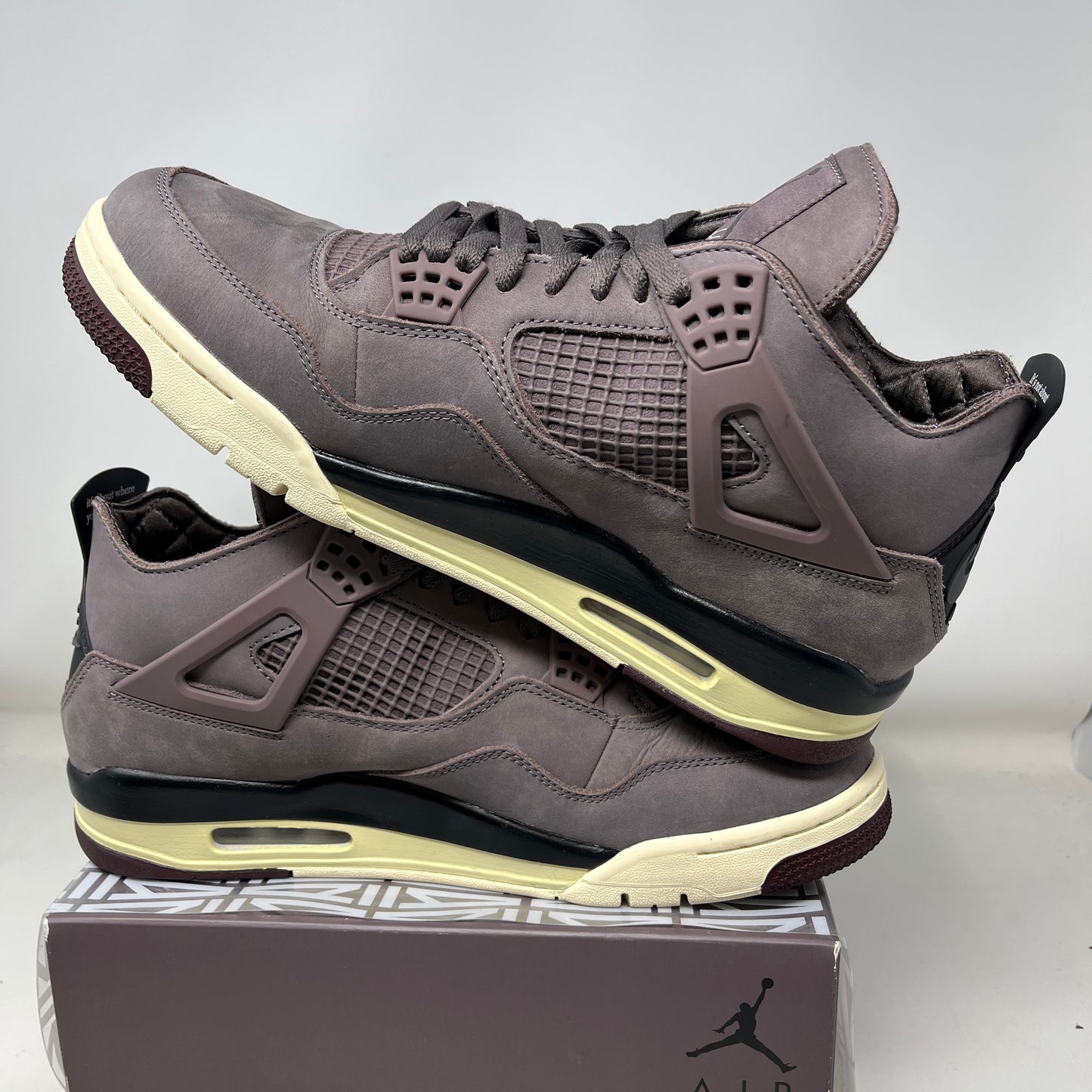 Jordan 4 Retro SP A Ma Maniére Violet Ore Used