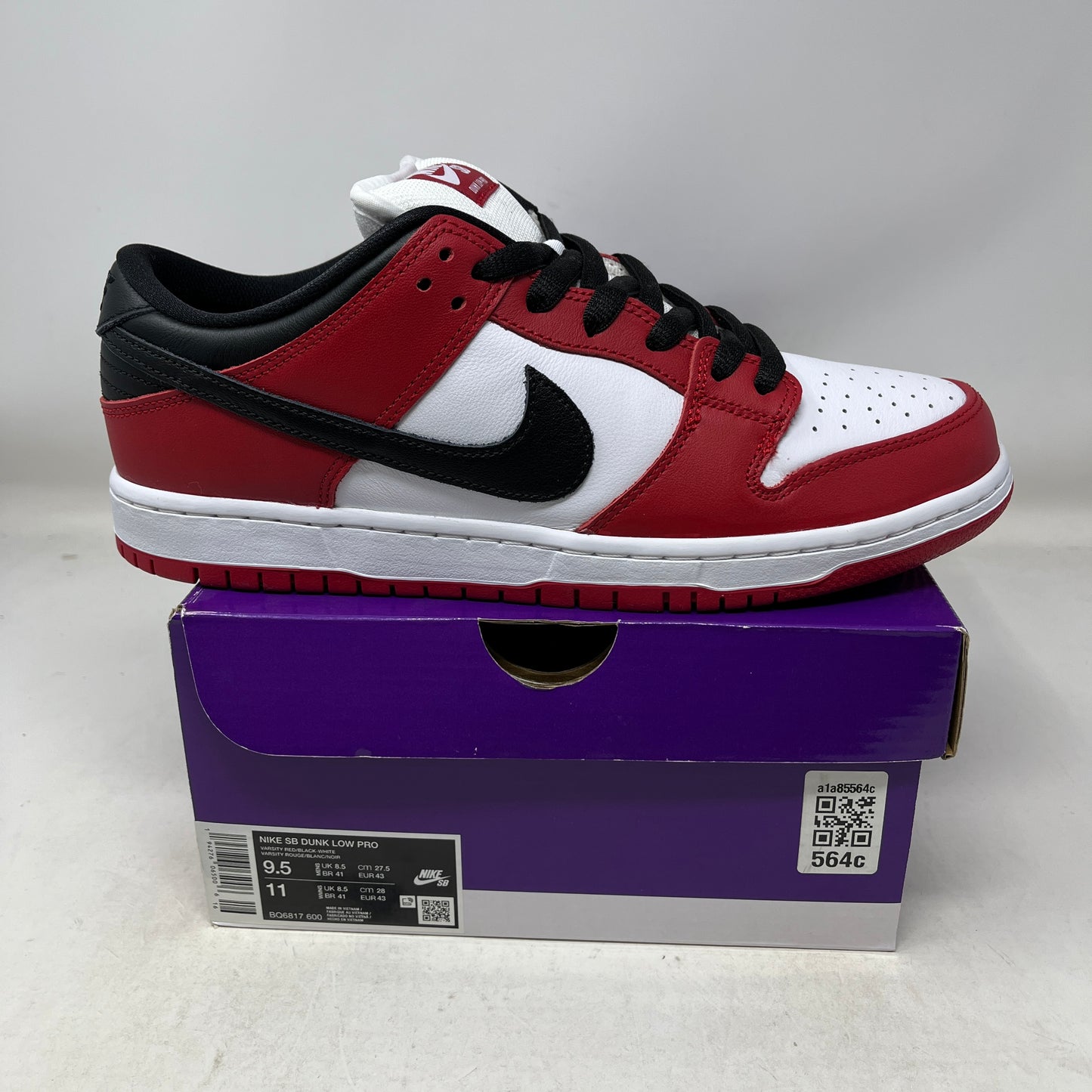 Nike SB Dunk Low Pro J-Pack Chicago