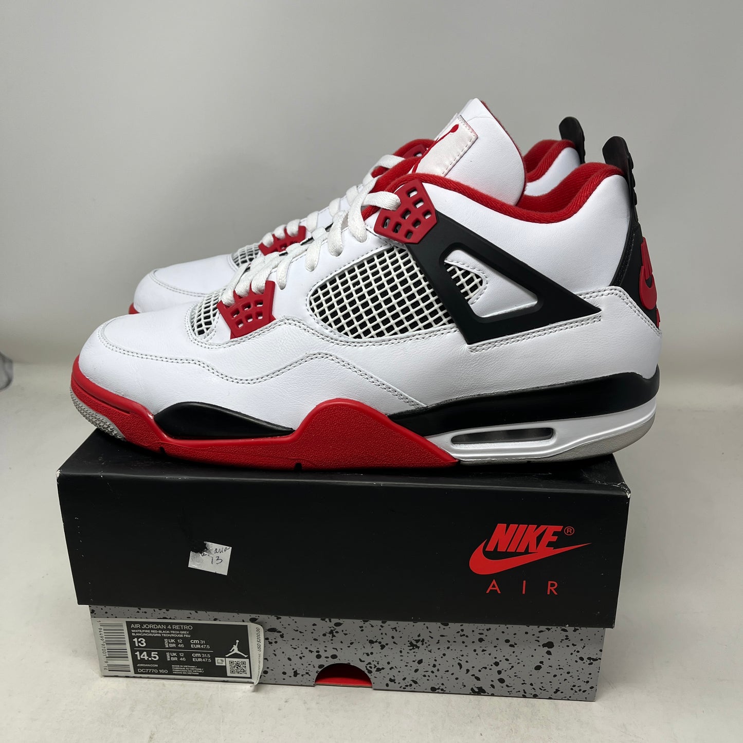 Jordan 4 Retro Fire Red (2020) Used