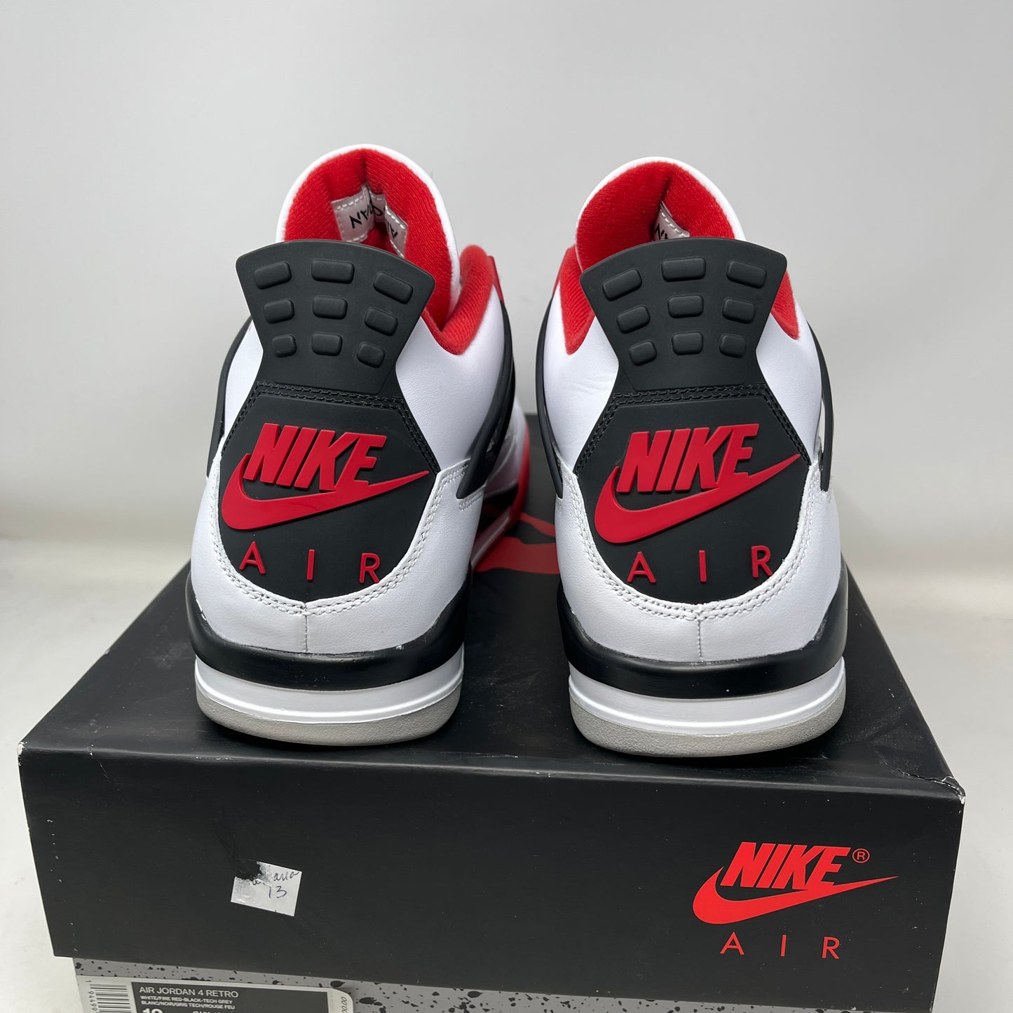 Jordan 4 Retro Fire Red (2020) Used