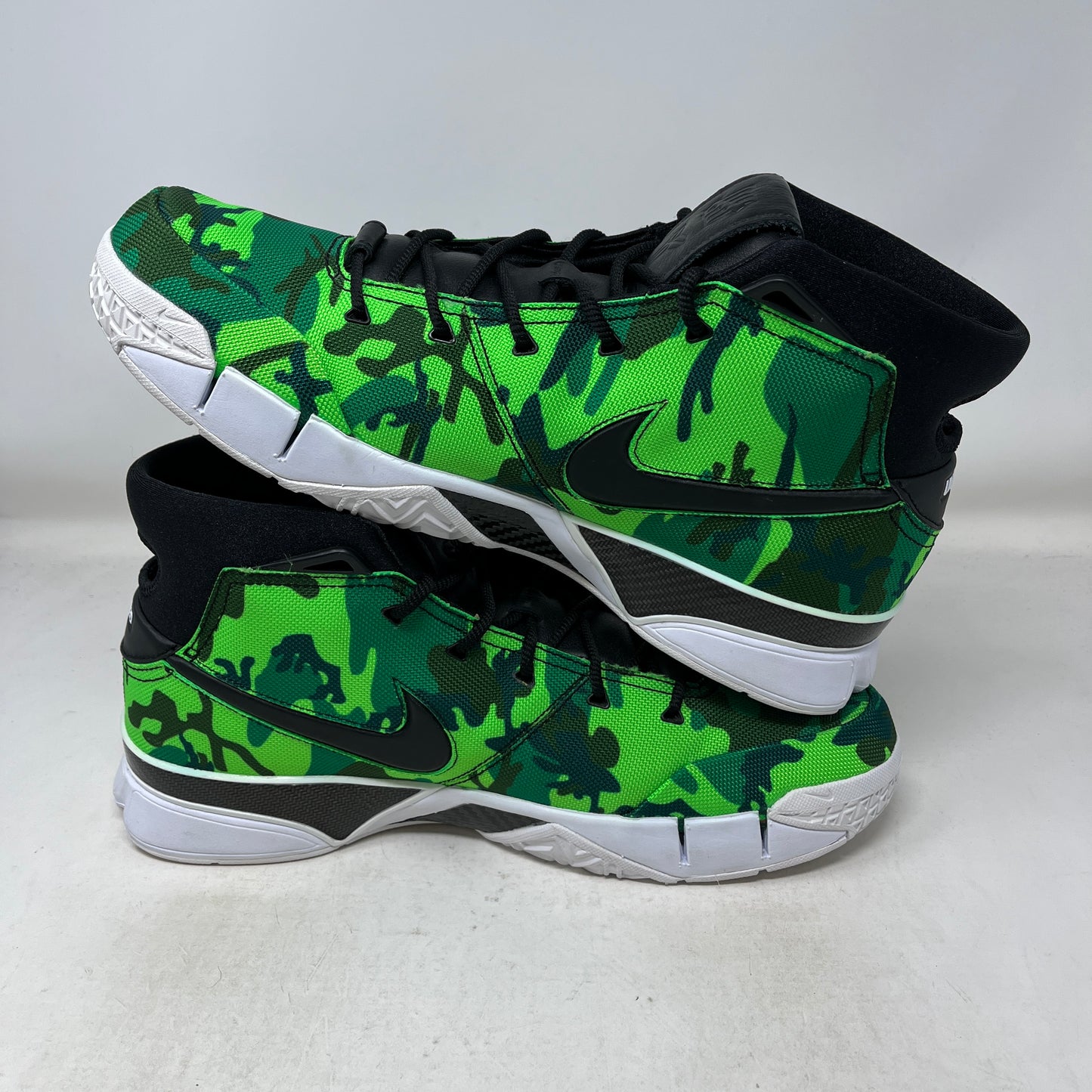 Nike Kobe 1 Protro Undefeated Green Camo (Silver Lake) Used