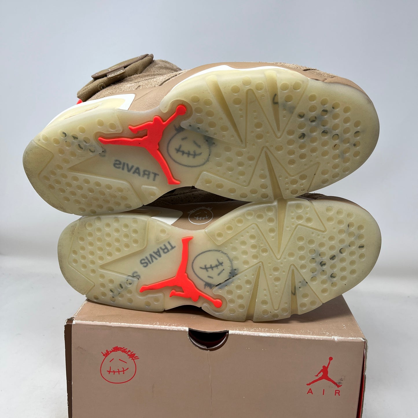 Jordan 6 Retro Travis Scott British Khaki (Tried On)