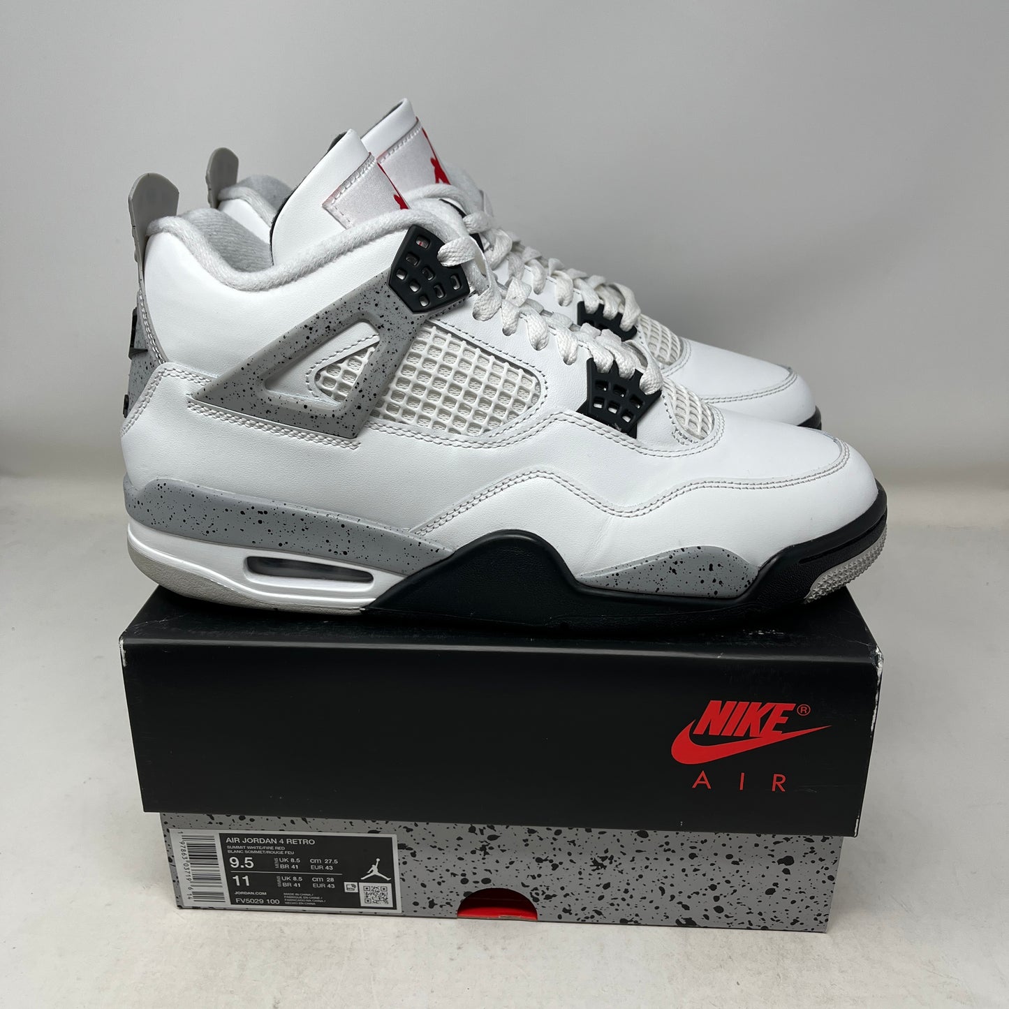 Jordan 4 Retro White Cement (2025) Used