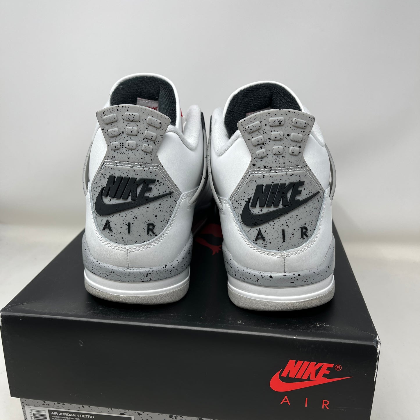 Jordan 4 Retro White Cement (2025) Used