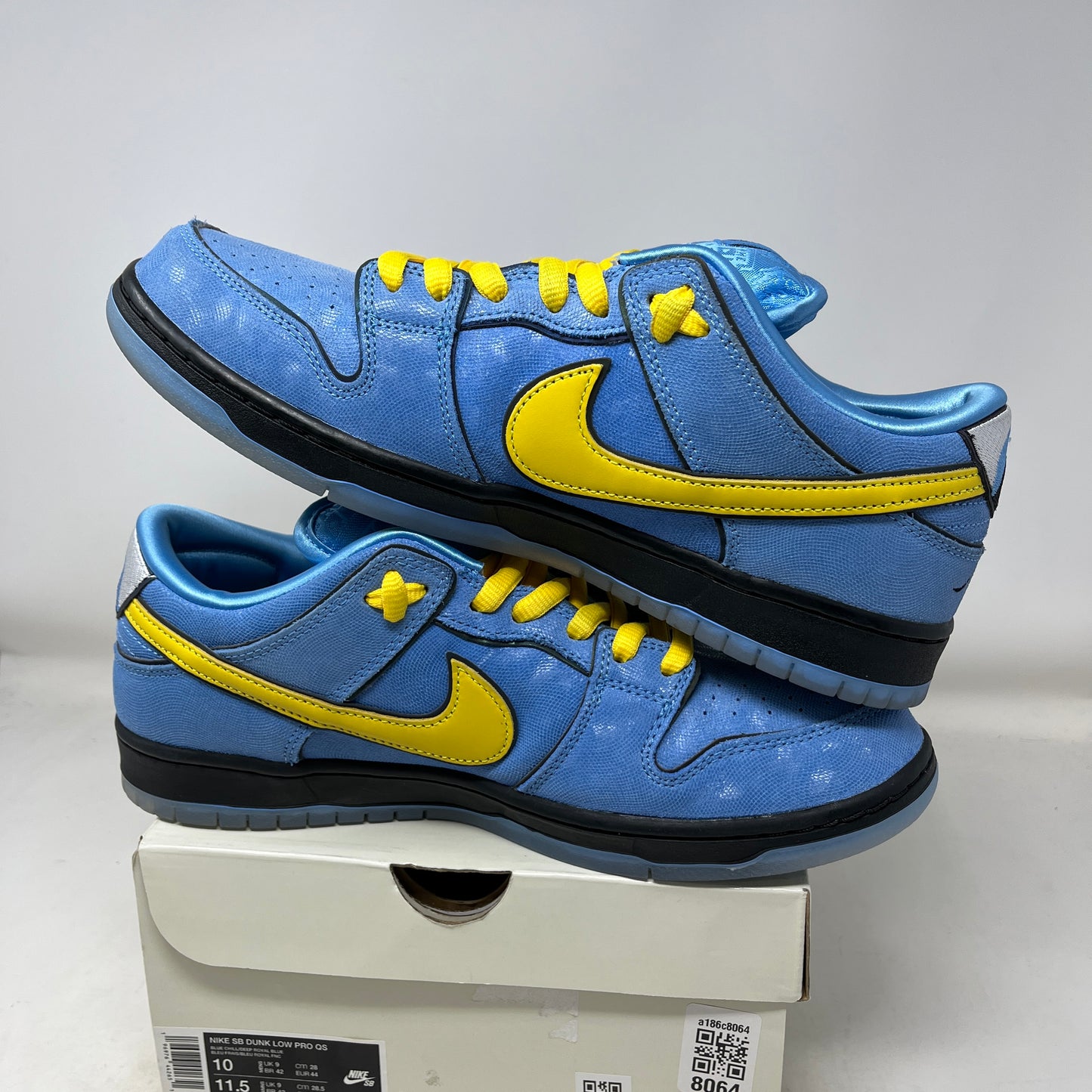 Nike SB Dunk Low The Powerpuff Girls Bubbles Used