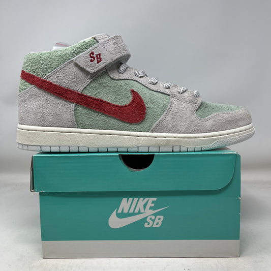Nike SB Dunk Mid White Widow