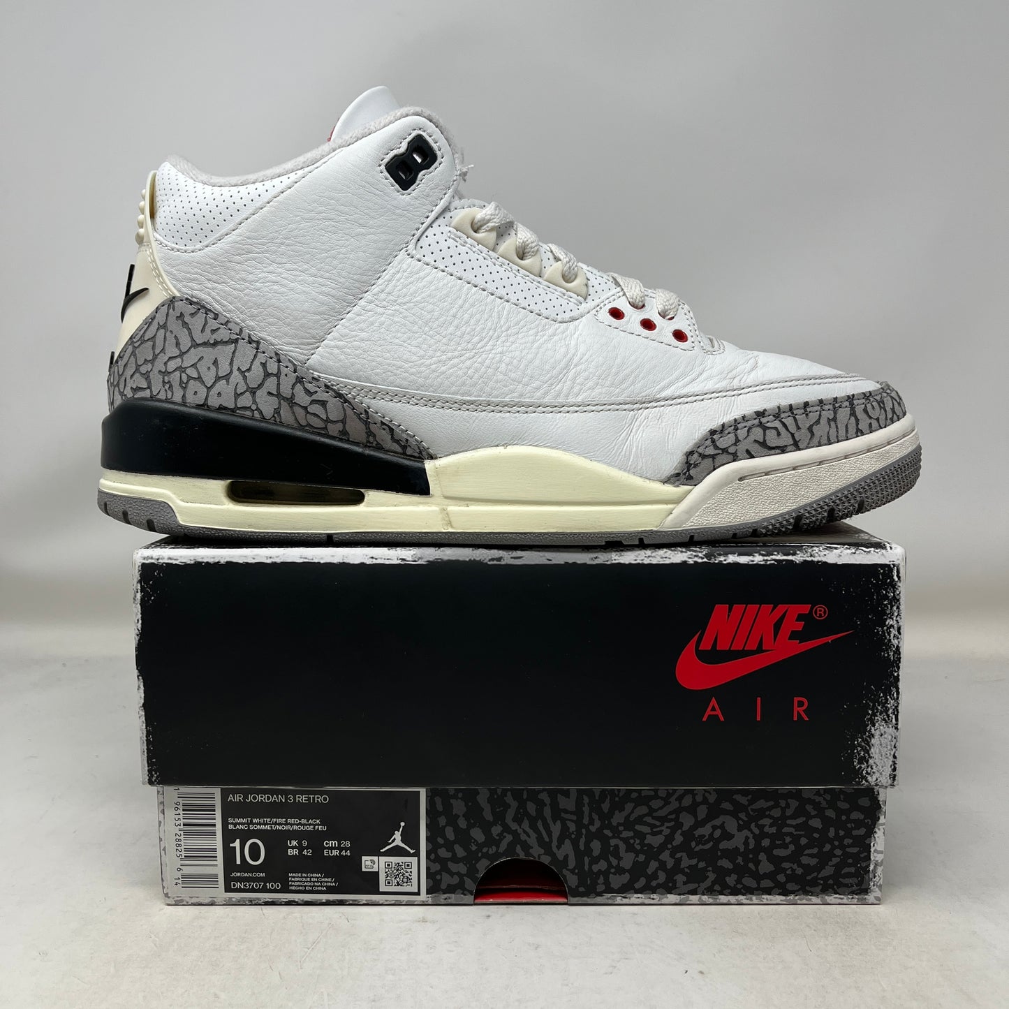 Jordan 3 Retro White Cement Reimagined (Used)