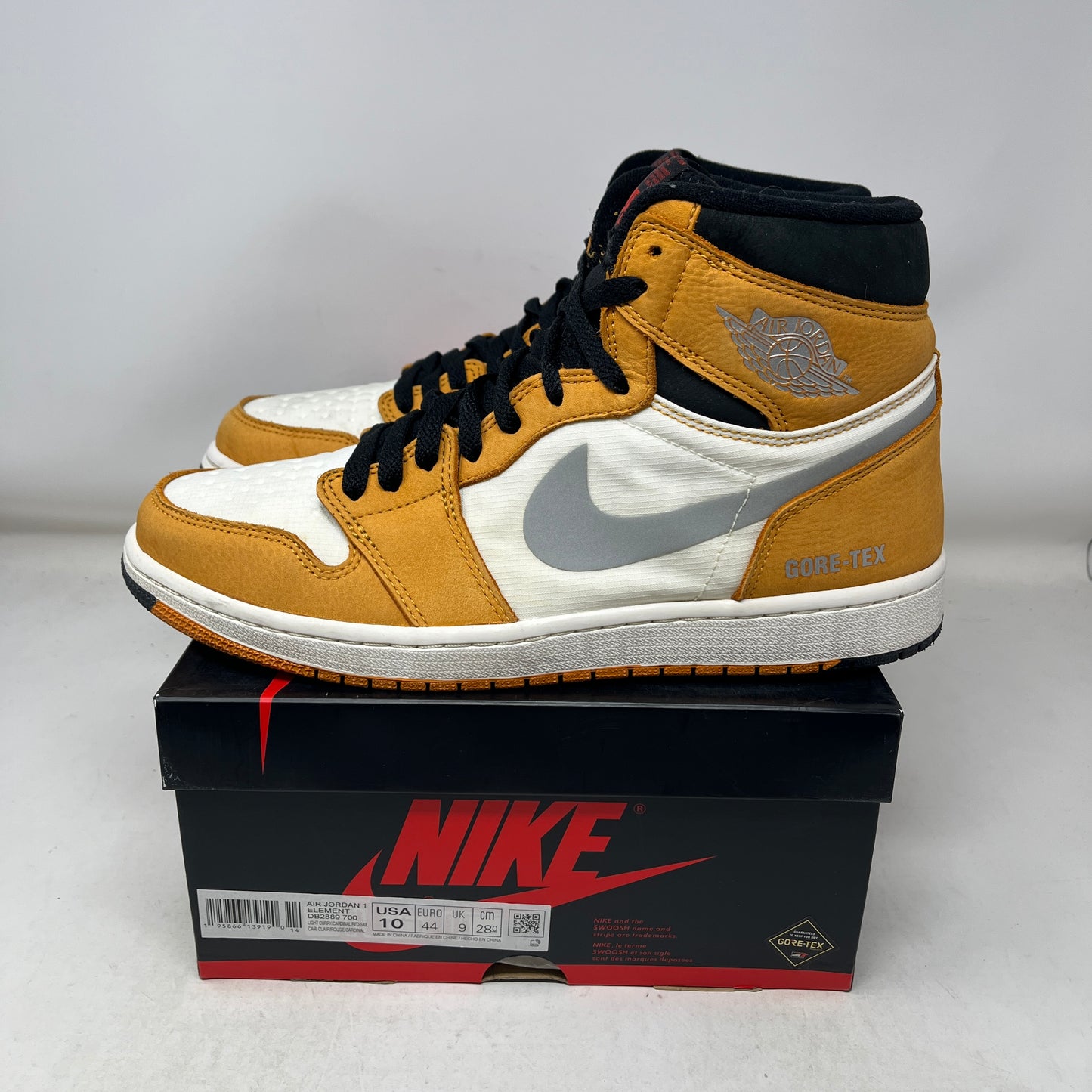 Jordan 1 Retro High Element Gore-Tex Light Curry Used
