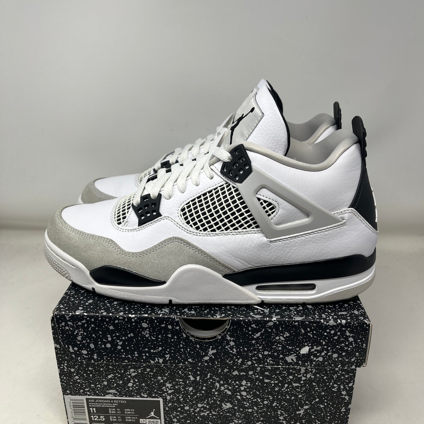 Jordan 4 Retro Military Black Used