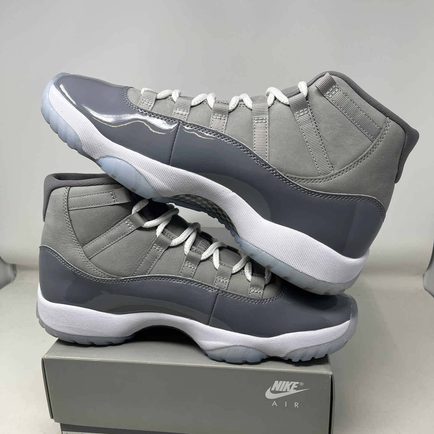Jordan 11 Retro Cool Grey (2021) Used