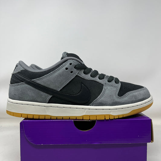 Nike SB Dunk Low Dark Smoke Grey Used