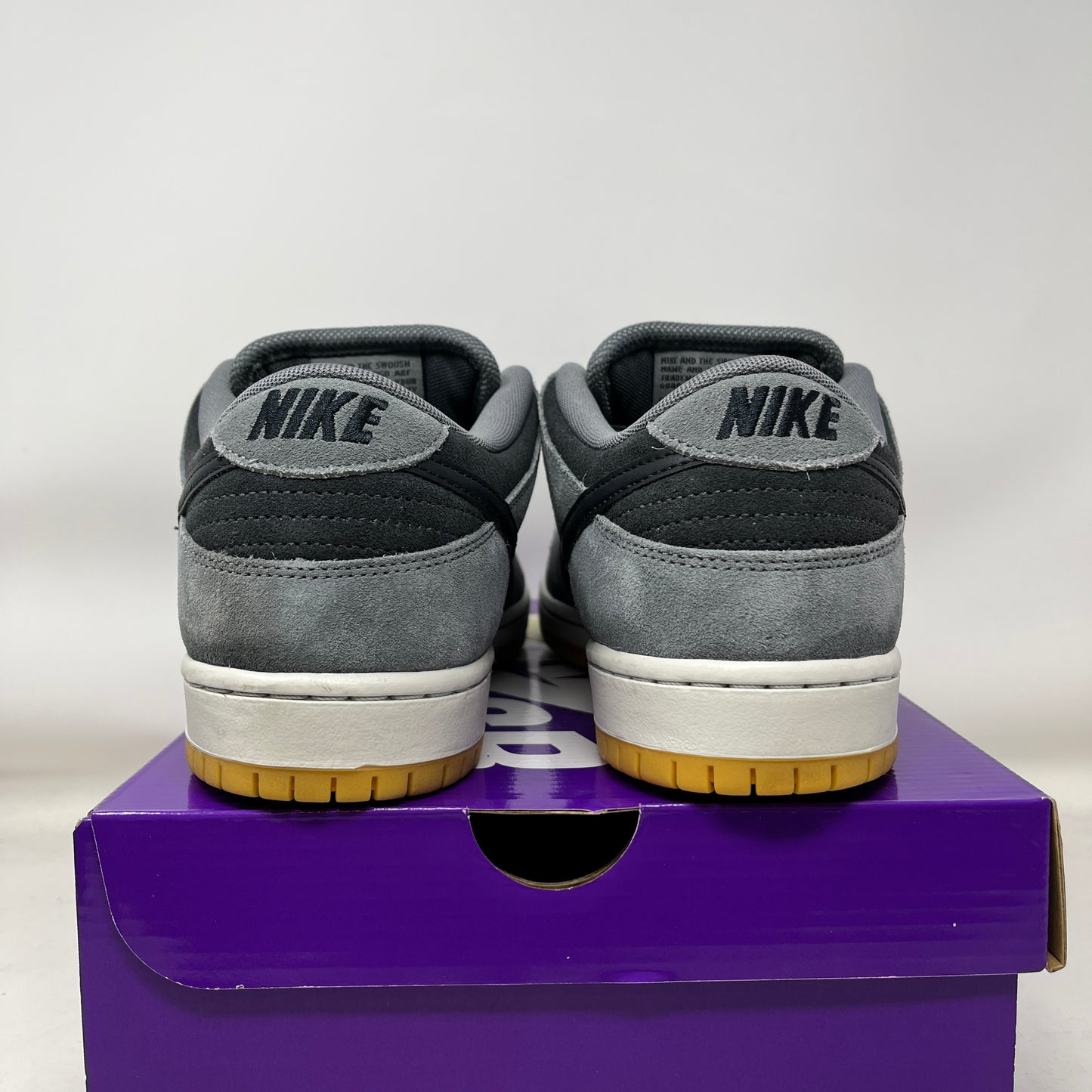 Nike SB Dunk Low Dark Smoke Grey Used