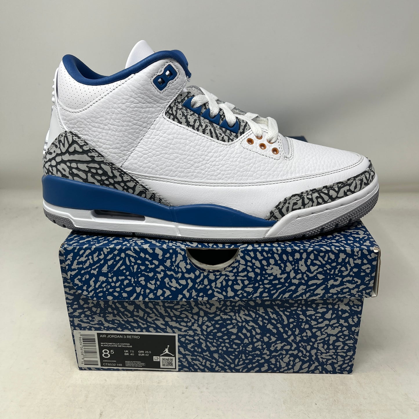 Jordan 3 Retro Wizards