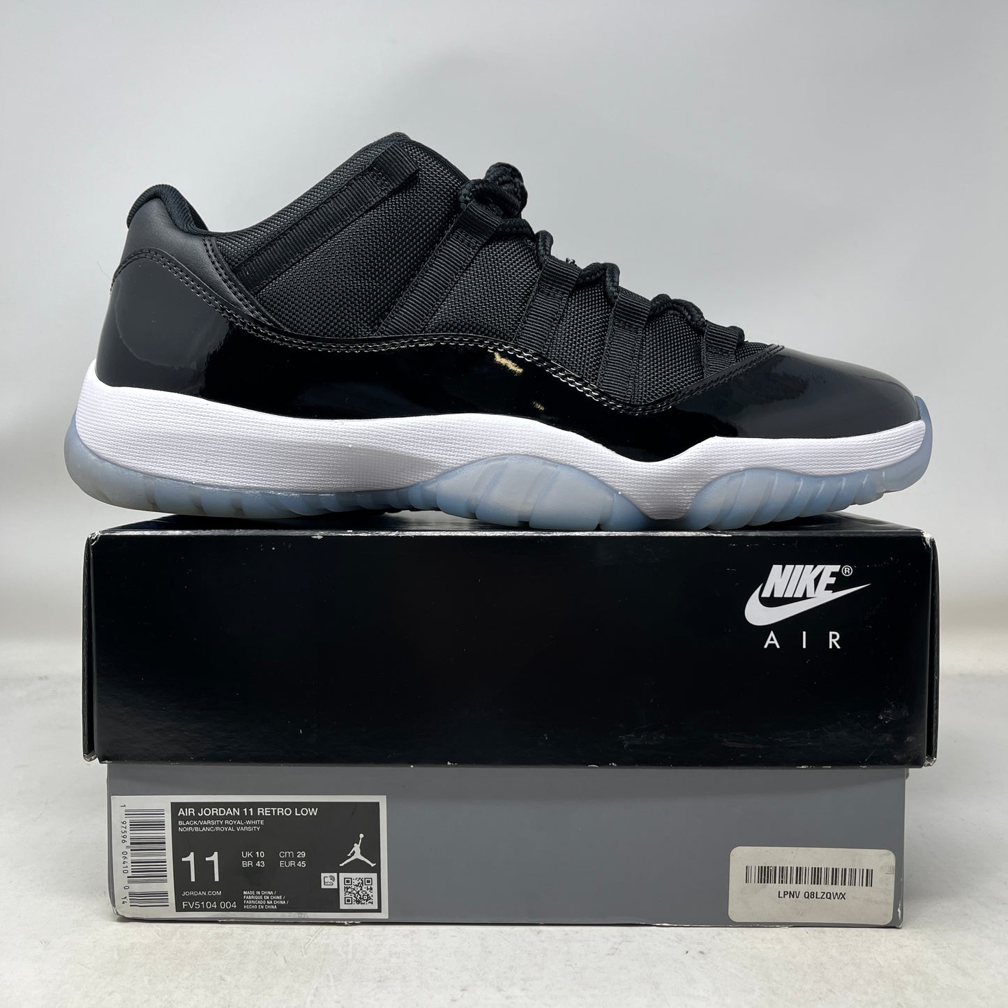 Jordan 11 Retro Low Space Jam Used