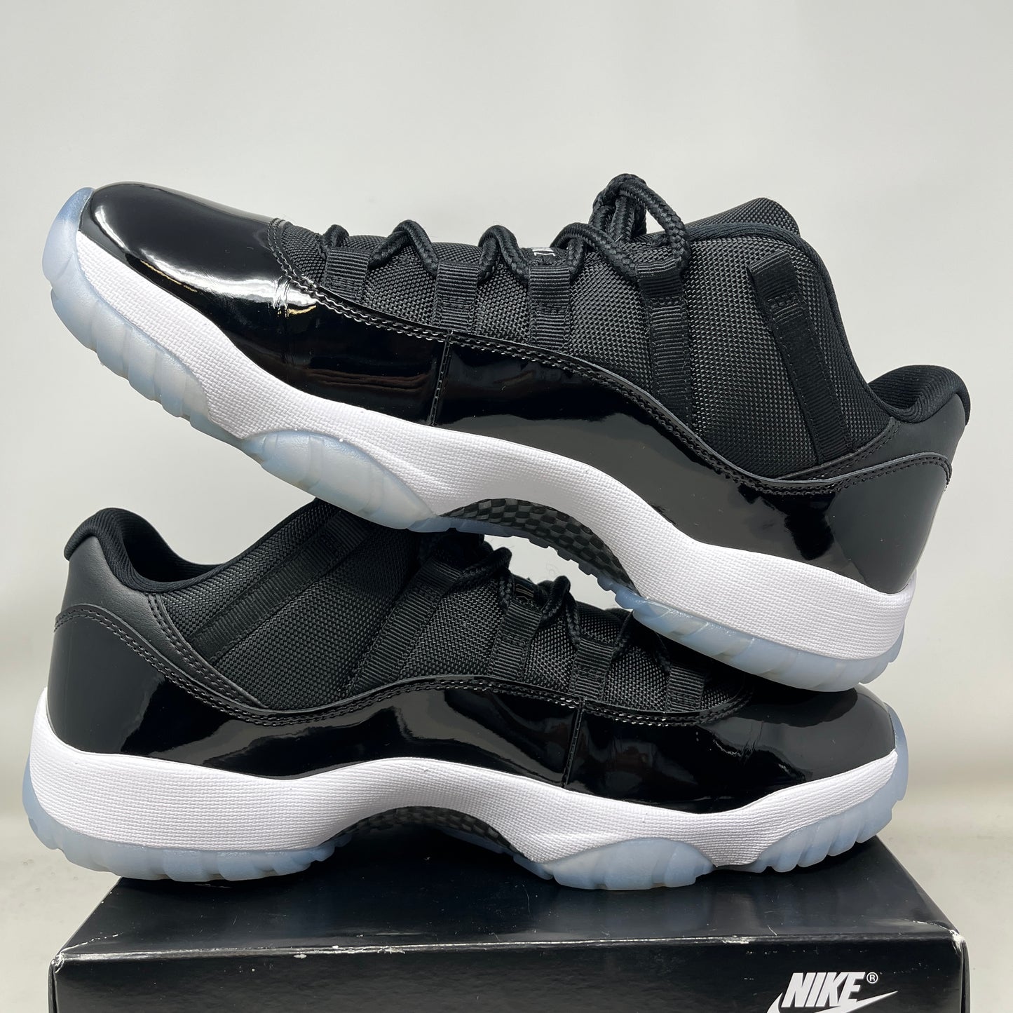 Jordan 11 Retro Low Space Jam Used