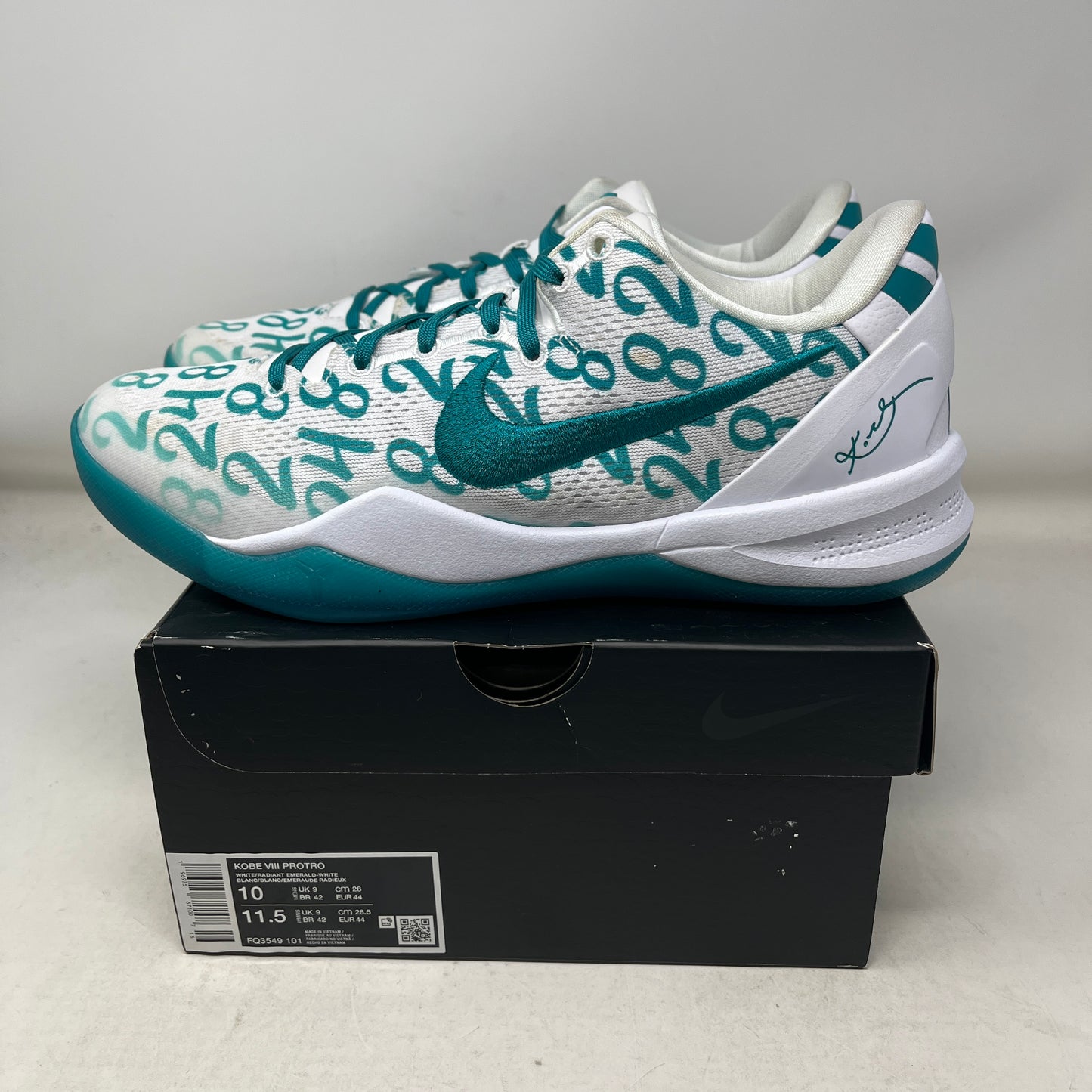 Nike Kobe 8 Protro Radiant Emerald Used
