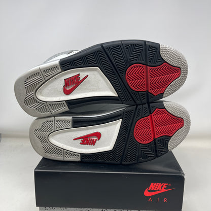 Jordan 4 Retro White Cement (2025) Used