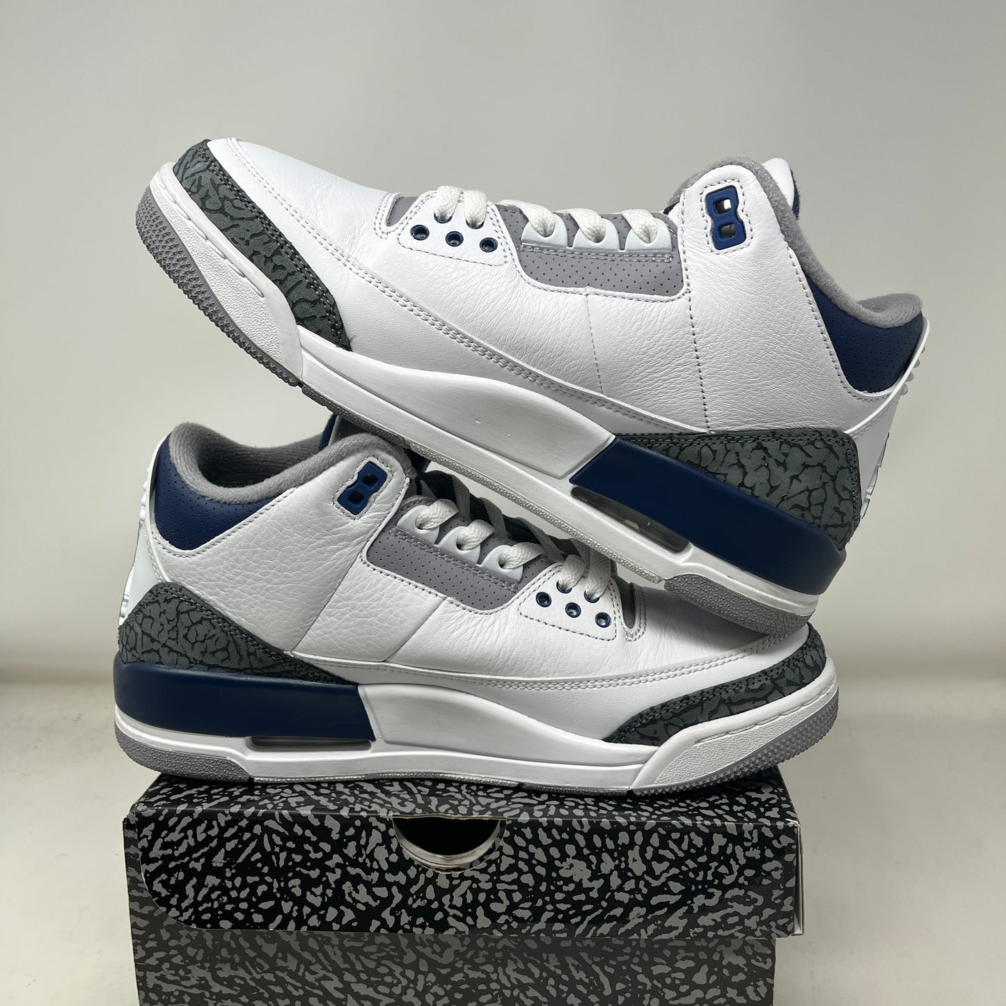 Jordan 3 Retro Midnight Navy Used