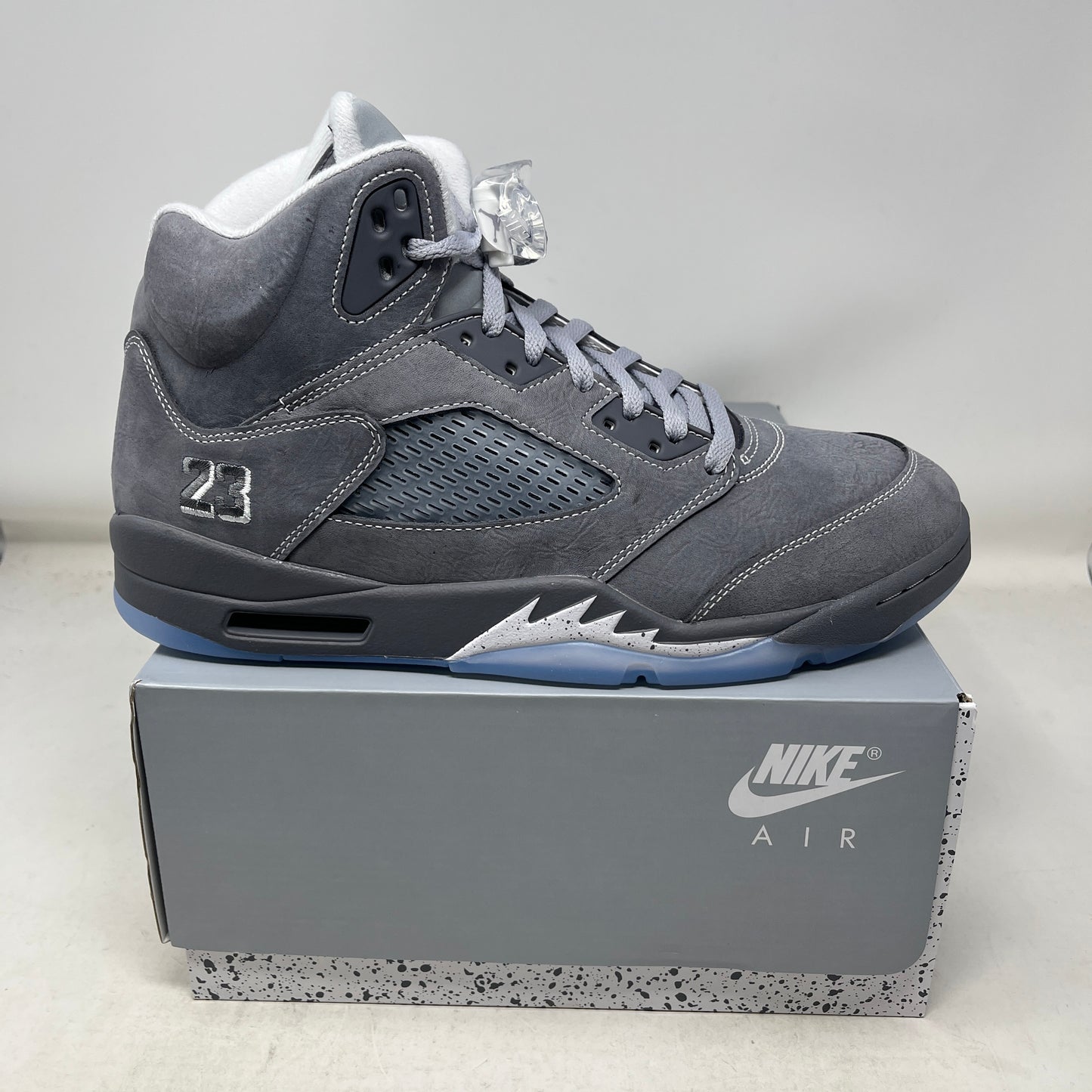 Jordan 5 Retro Wolf Grey (2026)
