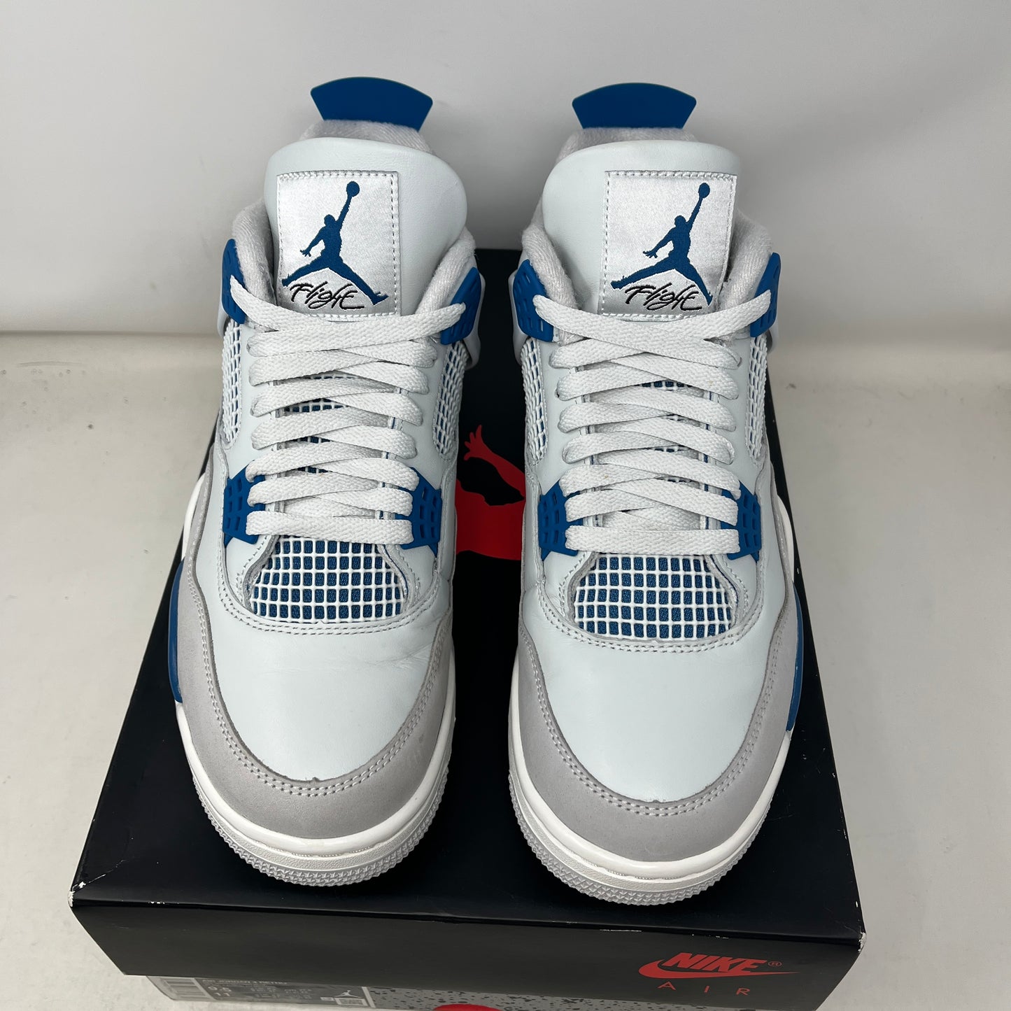 Jordan 4 Retro Military Blue (2024) Used