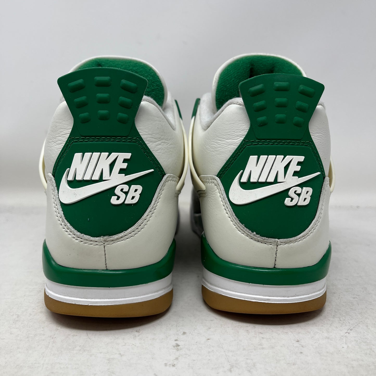 Jordan 4 Retro SB Pine Green Used (No Box)