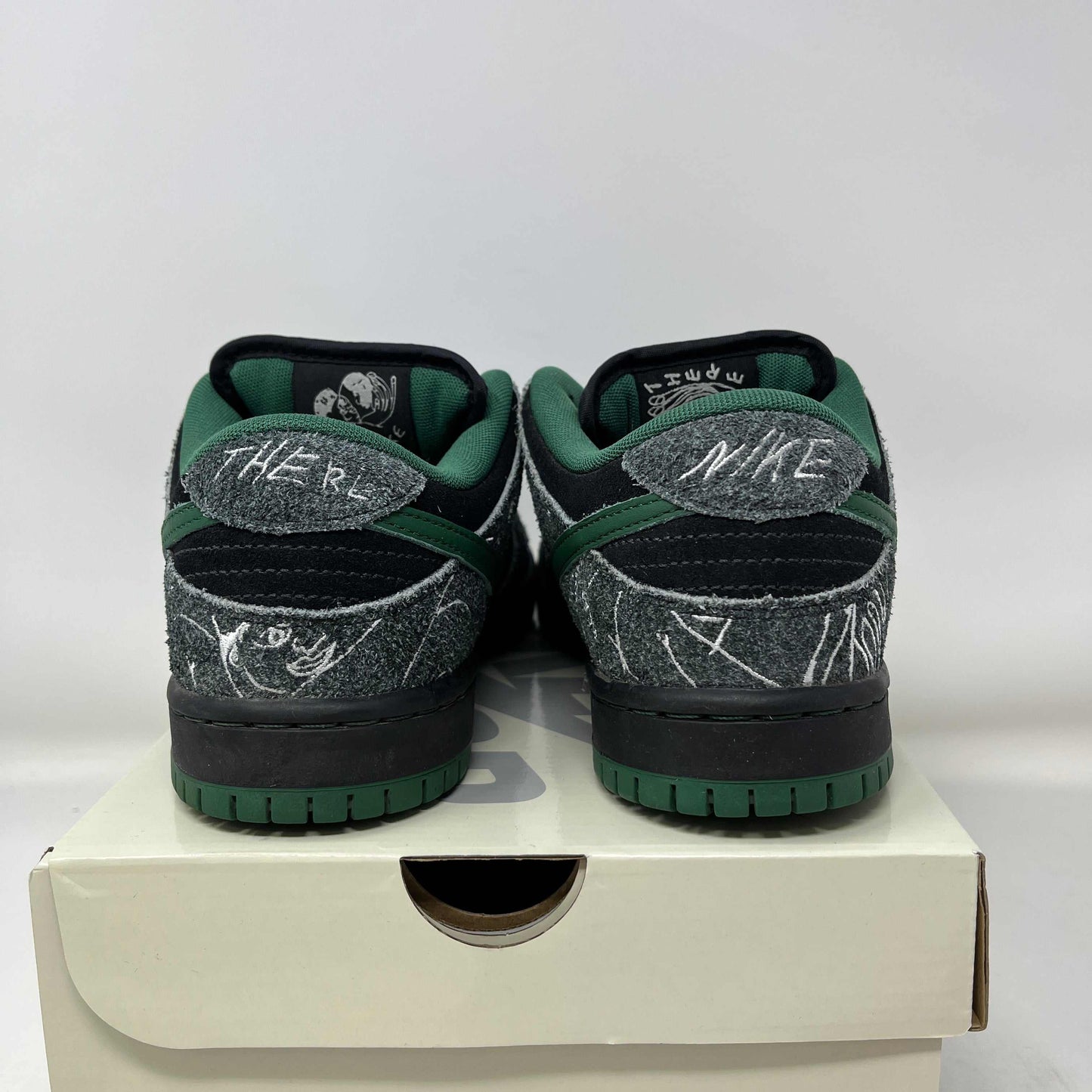 Nike SB Dunk Low There Skateboards Used