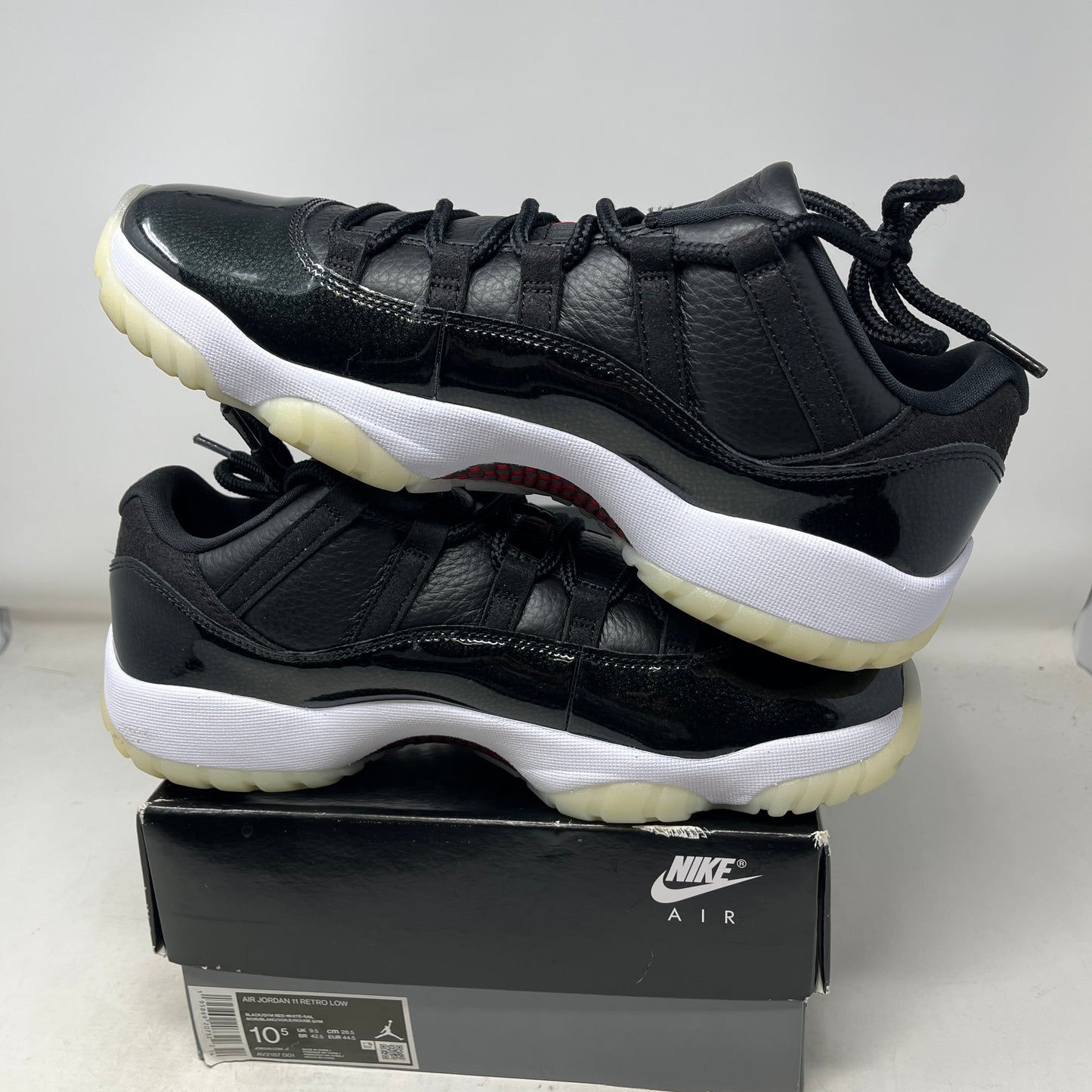 Jordan 11 Retro Low 72-10 Used