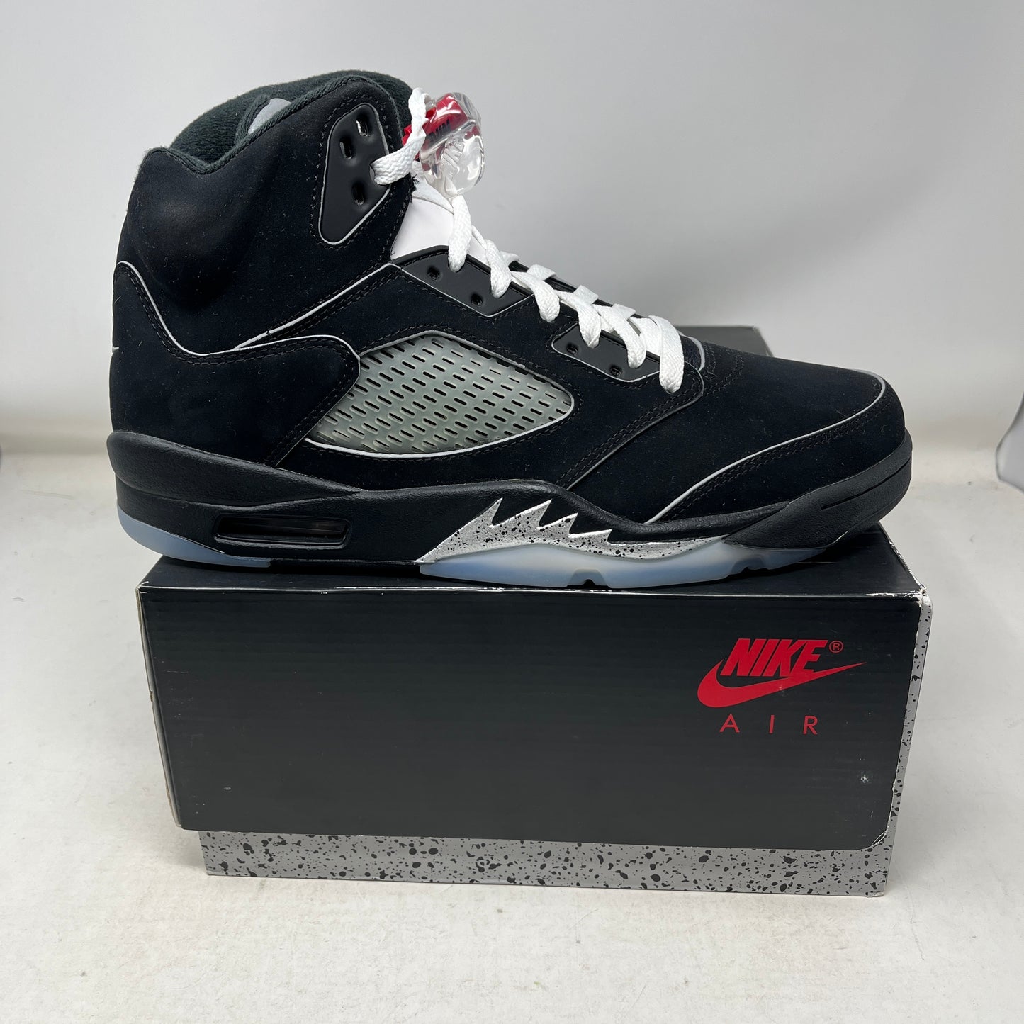 Jordan 5 Retro OG Black Metallic Reimagined