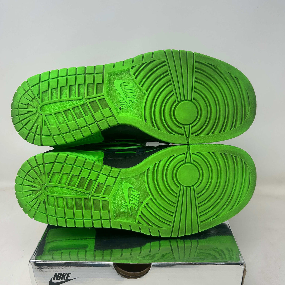 Nike Air Rubber Dunk Off-White Green Strike Used