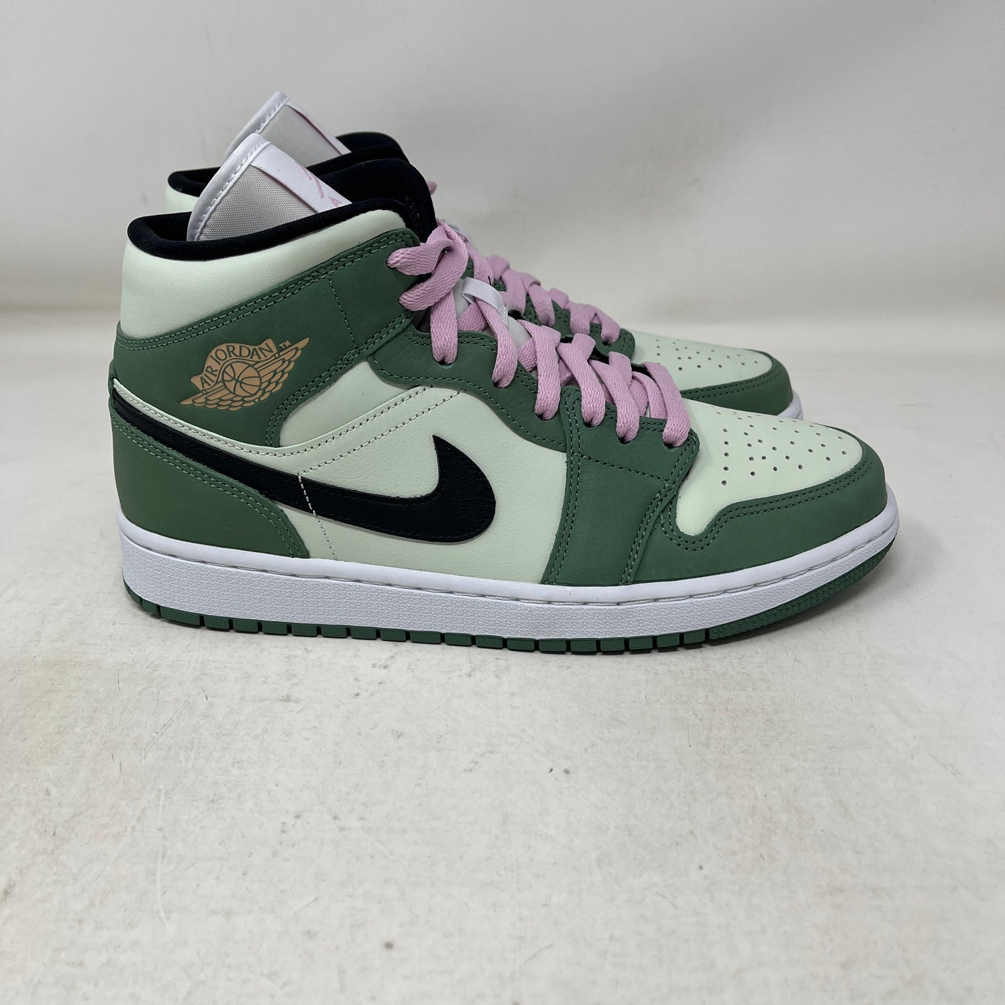 Jordan 1 Mid Dutch Green (Women's) (No Box)