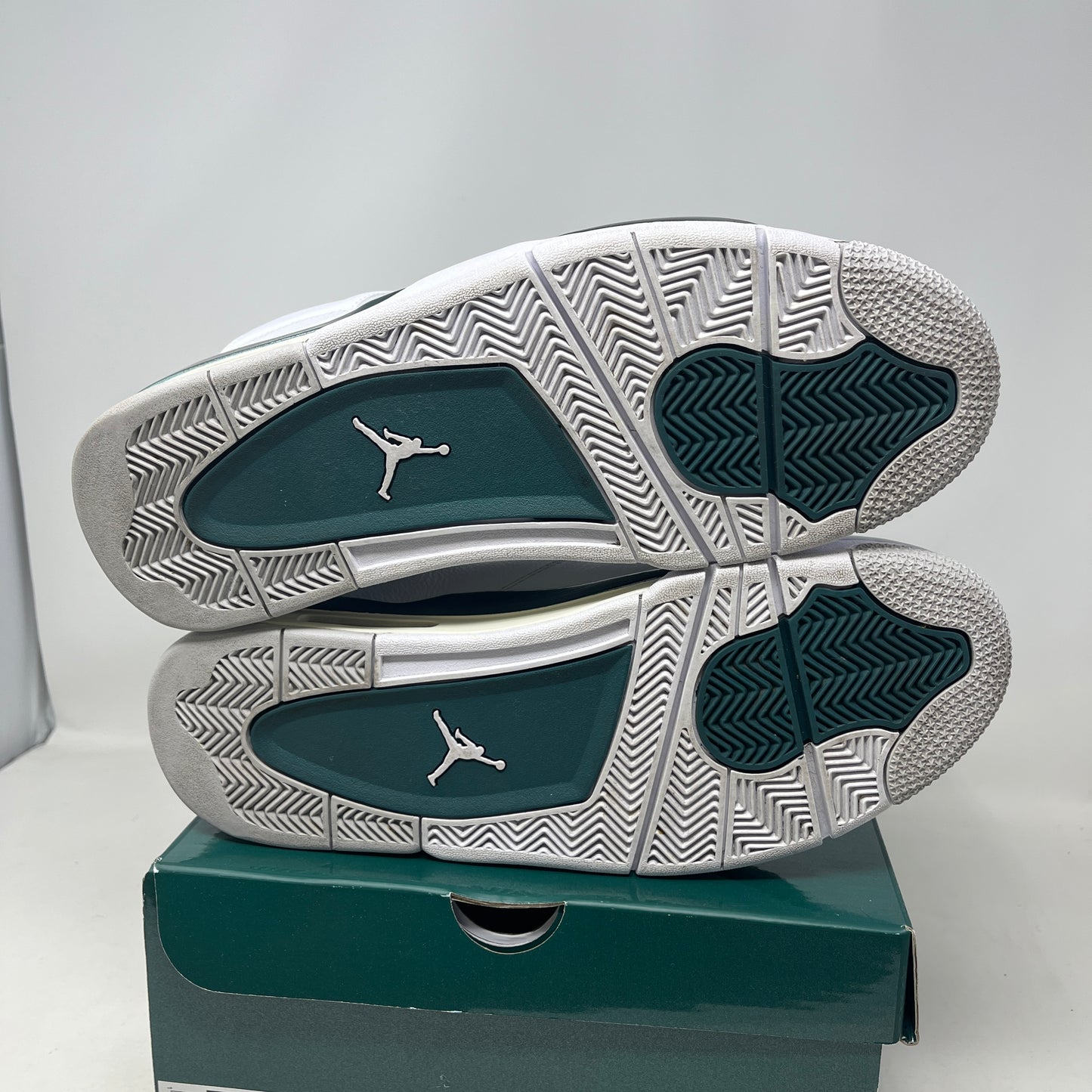 Jordan 4 Retro Oxidized Green Used