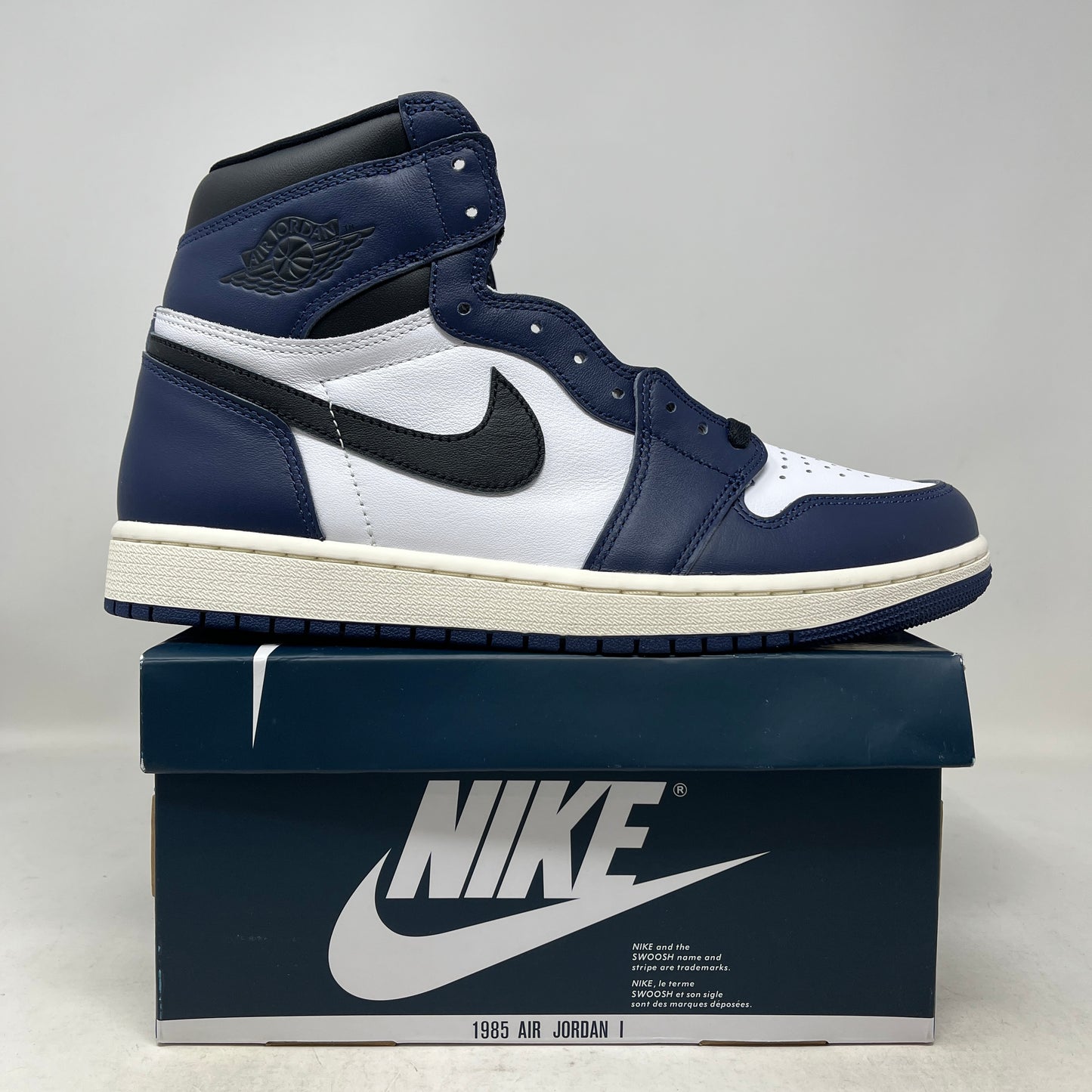 Jordan 1 Retro High OG Midnight Navy