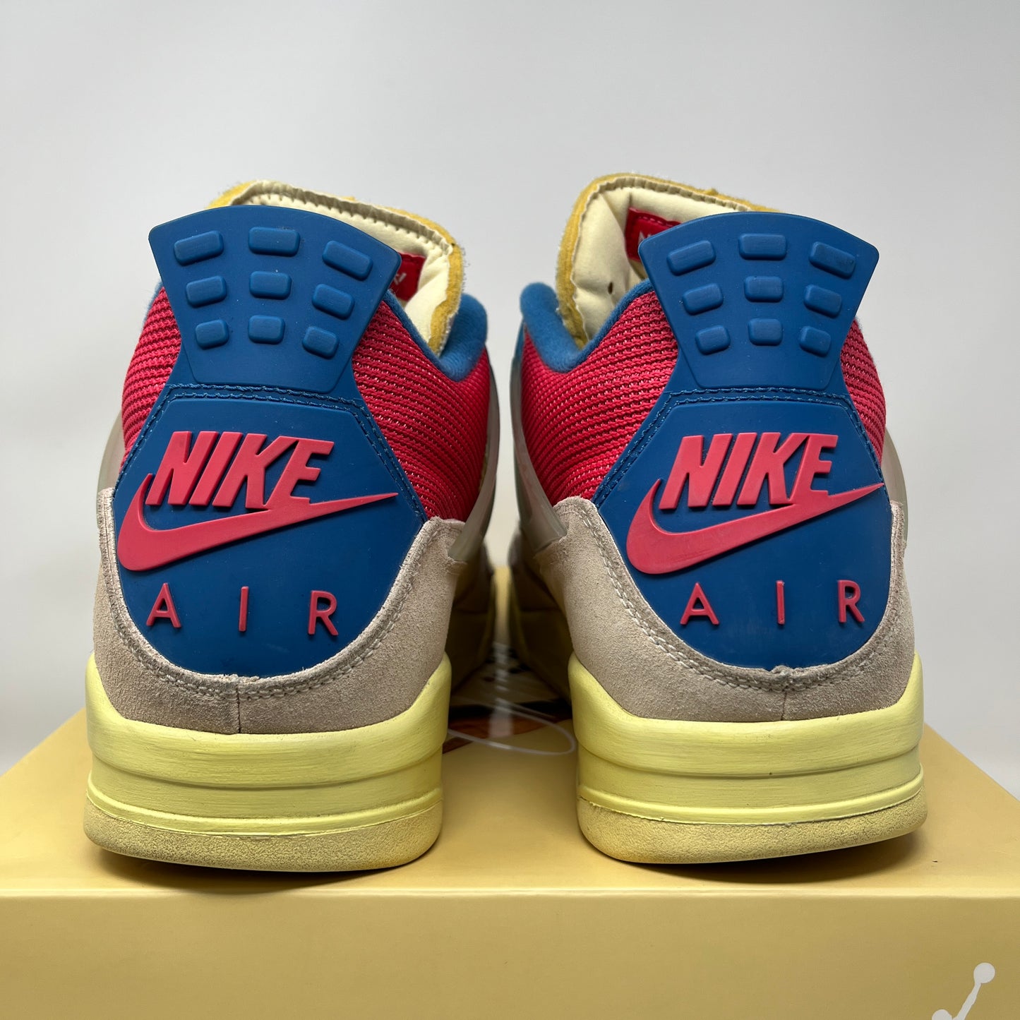 Jordan 4 Retro Union Guava Ice Used