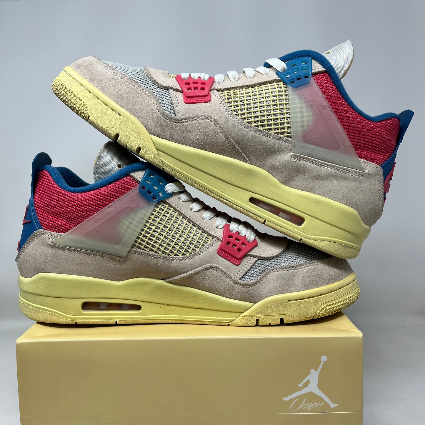 Jordan 4 Retro Union Guava Ice Used