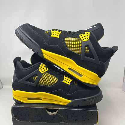 Jordan 4 Retro Thunder (2023) Used